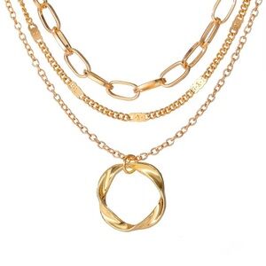 Elegant Gold Layered Necklace